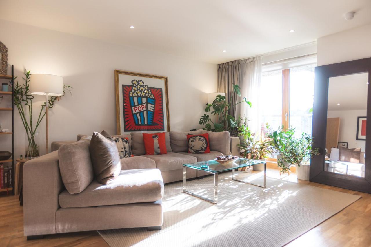 Beautiful Central Home For 6 Near Olympic Park And Abba Theatre Londra Exterior foto